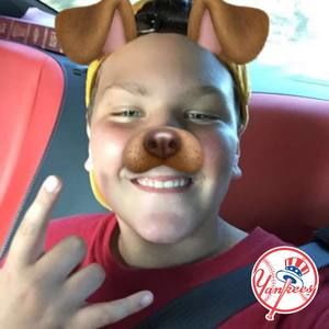 Meet your Posher, Avery